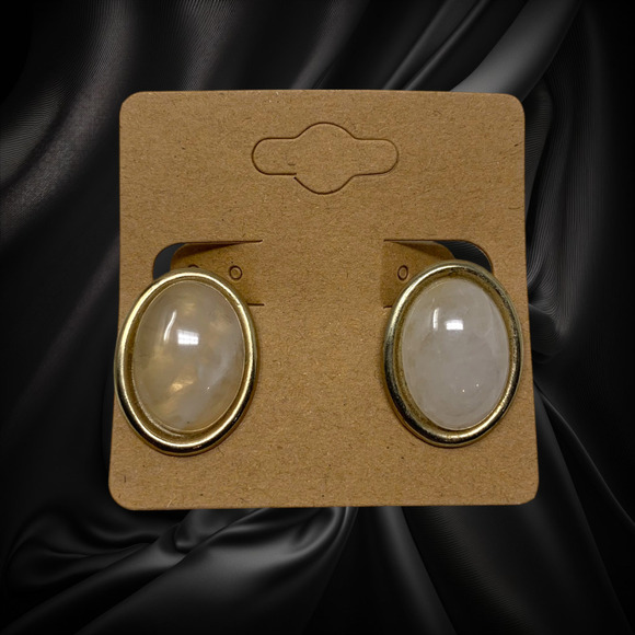 Vintage 1960s Acrylic Swirl Oval Cabochon Petite Clip On Earrings Couture Runway - Picture 3 of 4